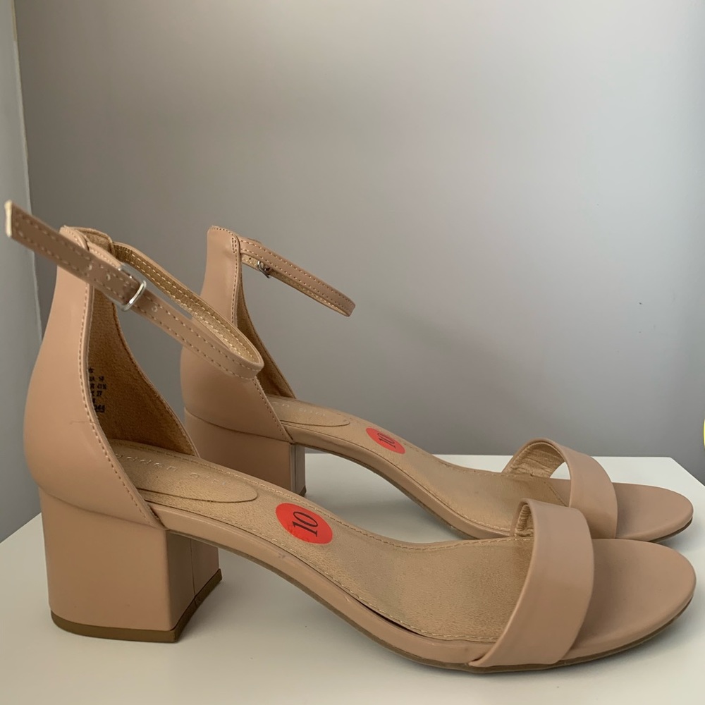NWT Madden Girl chunk heel